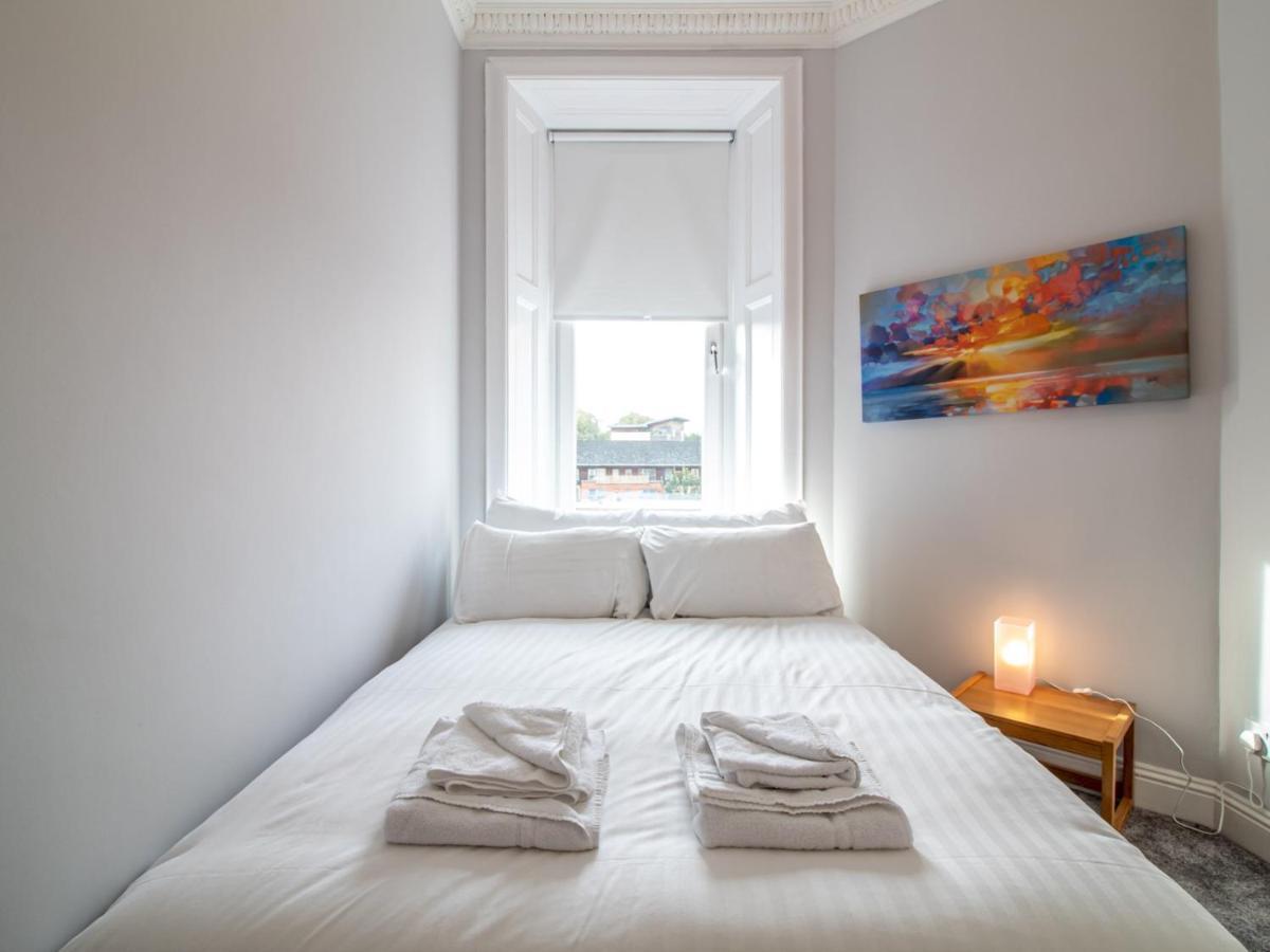 Modern 1Br Apartment In Heart Of West End グラスゴー エクステリア 写真